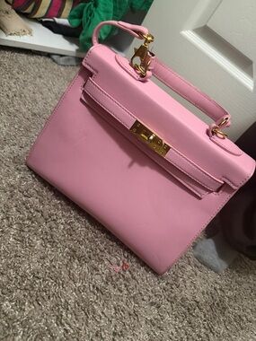 Classic Top-Handle Pink Leather Women’s Bag